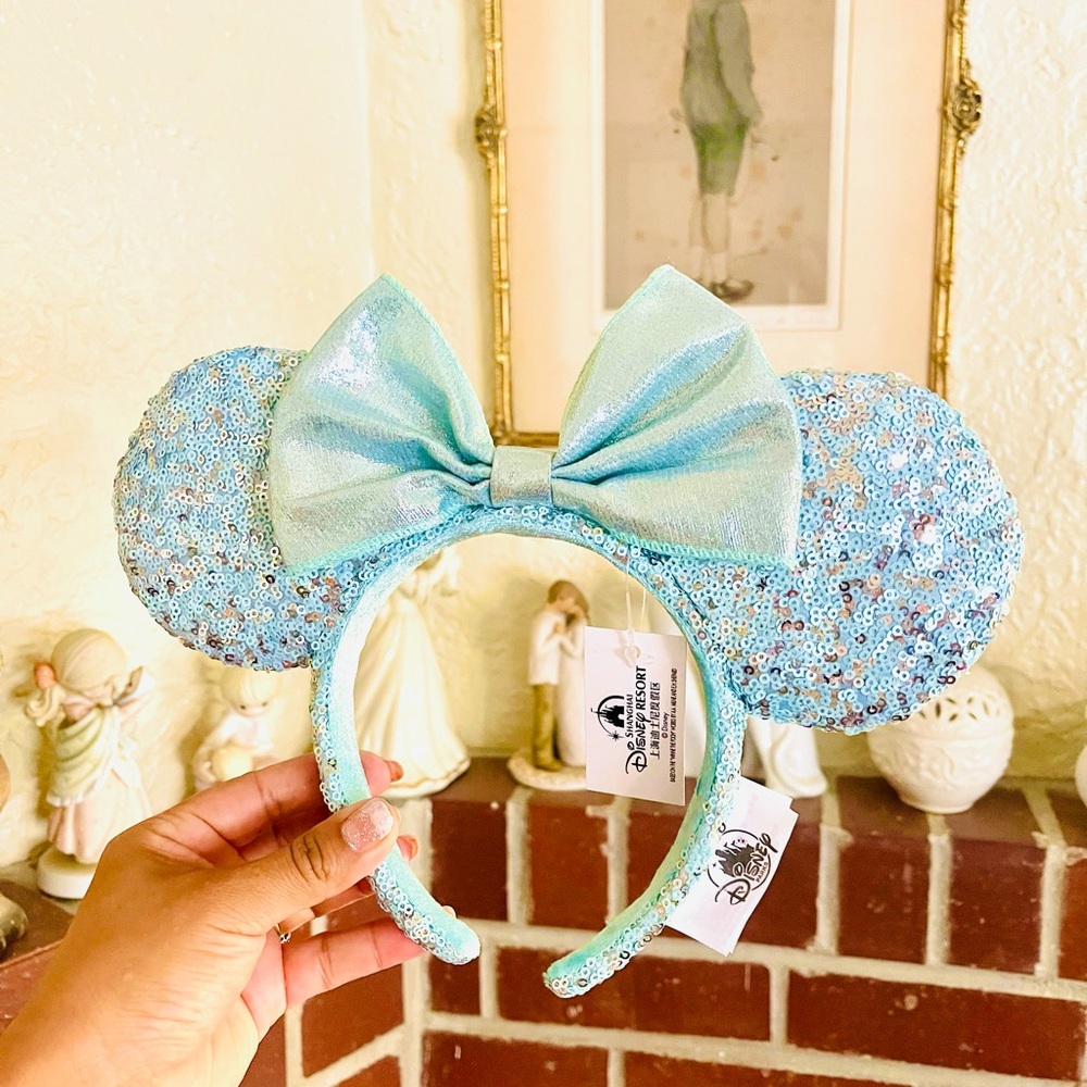 SALE ♡   Discontinued Disney Parks Ears Frozen Arendelle Aqua*